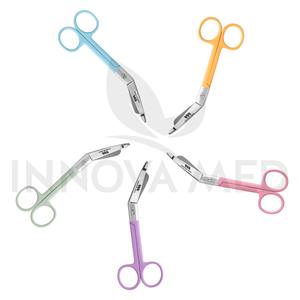 Ciseaux à pansements Lister de 5,5 pouces en acier inoxydable, ciseaux infirmiers réutilisables, instrument chirurgical pour usage médical par INNOVAMED - Product Image 1