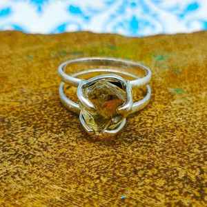 แหวนพลอยซิทรีนแบบหยาบสีเหลืองรูปทรงอิสระเครื่องประดับชั้นดี - Product Image 4