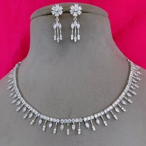 Impresionante conjunto de collar de circón brillante de lujo de excelente calidad con pendientes para boda, ropa de fiesta de compromiso para mujer - Product Image 1