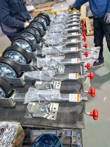 <span class=keywords><strong>Roue</strong></span> <span class=keywords><strong>de</strong></span> <span class=keywords><strong>support</strong></span> <span class=keywords><strong>de</strong></span> <span class=keywords><strong>remorque</strong></span> robuste <span class=keywords><strong>de</strong></span> 80mm, avec plaque <span class=keywords><strong>de</strong></span> montage, cric <span class=keywords><strong>de</strong></span> <span class=keywords><strong>remorque</strong></span> à enroulement supérieur, roues <span class=keywords><strong>de</strong></span> 10 pouces, roues <span class=keywords><strong>de</strong></span> guidage <span class=keywords><strong>de</strong></span> <span class=keywords><strong>remorque</strong></span> <span class=keywords><strong>de</strong></span> 80mm. - Product Image 4