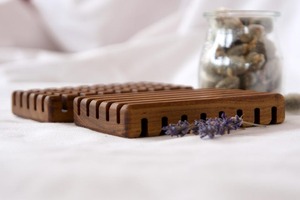 Distributeur porte-savon mural rond en bois de baignoire à double vidange de voyage de luxe personnalisé - Product Image 4