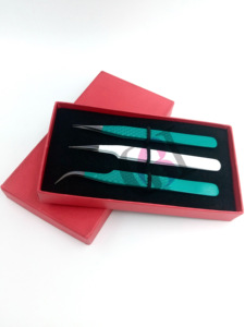 แหนบต่อขนตาตรงทำจากสเตนเลสเคลือบผงสีขาวและเขียวแบบโค้งอุปกรณ์เสริมความงามออกแบบโลโก้ได้ตามต้องการ - Product Image 5