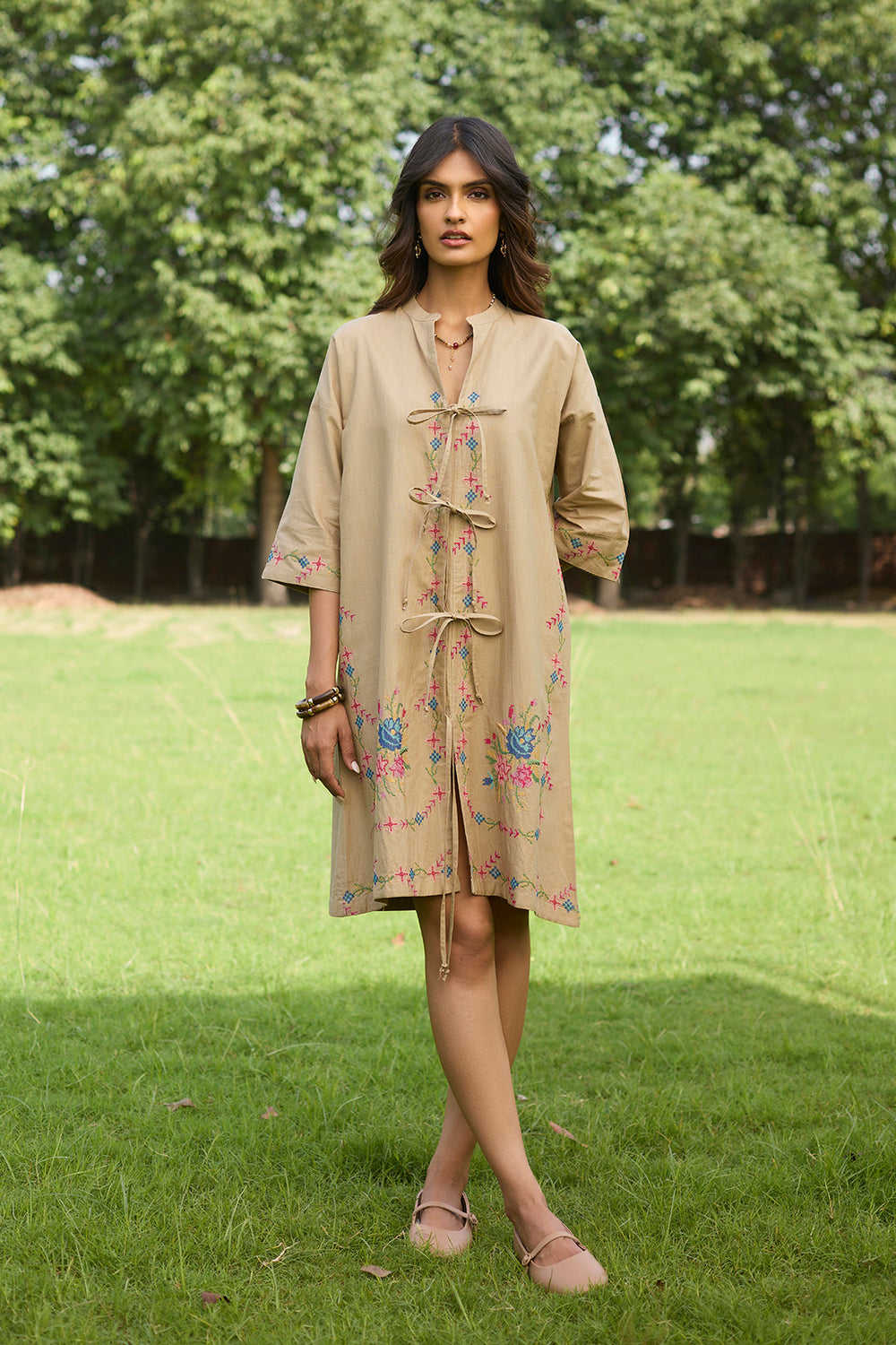 สีน้ำตาล