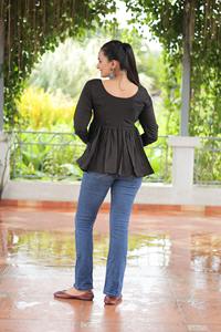 Nueva elegancia Venta caliente Navratri Collection Roman con Kutchi Gamthi Work Kurti Compras en línea desde la India - Product Image 5