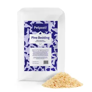 14KG flakes/shavings from natural soft European Pine wood for horse bedding and livestock