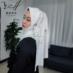 Écharpe-chapeau douce à franges en soie de lait motif flocon de neige, style industriel, pour femmes musulmanes, hijab – Nouvelle collection tendance - Product Image 5