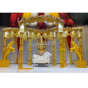 Majestueux mariage srilankan Vidhi Mandap mariage hindou Golden Mayur Mandap décoration Tamilian mariage décor rond Mayur Mandap - Product Image 1