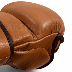 ถุงมือต่อสู้ครึ่งนิ้ว - Product Image 6