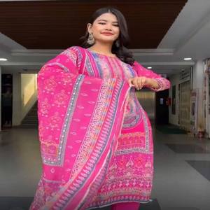 Conjunto Exclusivo de Kurti y Dupatta para Mujer, Kurti Rosa Premium de Diseñador con Estampado Digital Colorido, Ropa Étnica Tradicional Elegante - Product Image 2