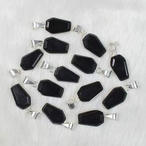 จี้สร้อยคออัญมณีโอนิกซ์สีดำรูปโลงศพจี้สร้อยคอสำหรับขาย - Product Image 3