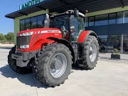 Tracteur agricole Massey Ferguson MF 8690 d'occasion à vendre, avec composants essentiels tels que la pompe et le roulement. - Product Image 2