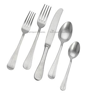 ชุดช้อนส้อมสแตนเลสพร้อมที่จับสีเงินสำหรับบ้านและร้านอาหารชุดเครื่องใช้บนโต๊ะอาหาร - Product Image 4