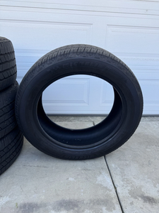 PNEUS D'OCCASION DE QUALITÉ SUPÉRIEURE aux dimensions 195R15C 185/70R14 195/65R15 205/65R15 215/45R17 31X10.5R15 Fabriqués en Europe Toutes Tailles - Product Image 2