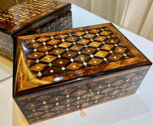 עץ להתאמה אישית מעץ ומתכת בסגנון תעשייתי דמוי מתכת עבור תכשיטי אביזרי משרד זכוכית תכשיטי זכוכית - Product Image 3