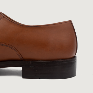 Chaussures de bureau de luxe pour hommes en cuir véritable dans un style derby élégant parfait pour les mariages et les événements officiels - Product Image 5