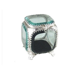 Boîte à bijoux en laiton et verre fabriquée à la main en Inde, design personnalisé, Antique Artinco AIC-030, exportateur en gros - Product Image 3