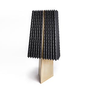 Cabinet de bar en bois de manguier de qualité supérieure avec finition or noir au design CNC unique pour meubles de bar à domicile - Product Image 3