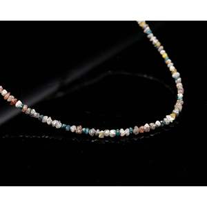 Collier de perles de diamants naturels multicolores non taillés, pendentif tendance en perles de diamants bruts non taillés - Product Image 3