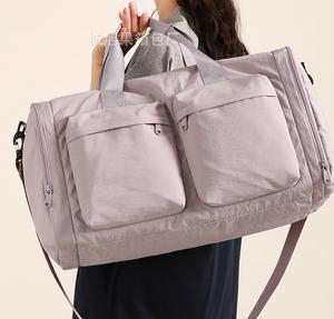 Sac de voyage pliable avec poche antivol Sac de sport léger de grande capacité avec compartiment à chaussures pour hommes et femmes - Product Image 2