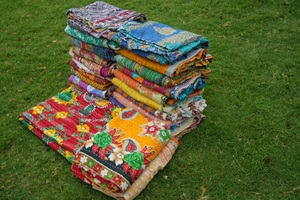 Wholesale Organic Printed Indian Vintage Cotton Kantha <b>Quilts</b> Handmade Sari <b>Throw</b> Blankets Beautiful Bohemian Hotel Bedding - Product Image 5
