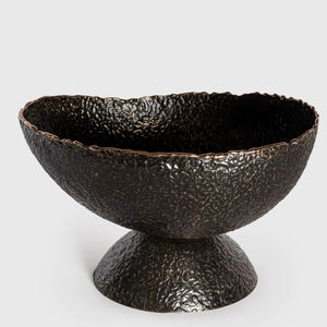 Tazón para servir de aluminio antiguo elegante de fabricante OEM con acabado pulido diseñado para cocina rústica de Casas familiares - Product Image 1