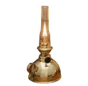Professional Designed Iron lantern Top Leading Designed Natural Lighting Lamp Oil Lamp New design Best Wholesale Antique lantern
