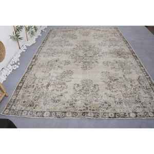 Alfombra de lana Vintage Diseño de retales beige y negro Rectángulo hecho a mano de 7x9,7 pies para entrada Sala de estar o dormitorio - Product Image 1