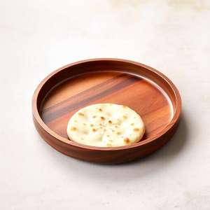 Assiette à chapati en bois d'acacia naturel, plat à roti artisanal, vaisselle de cuisine, durable, élégante, vaisselle indienne, en stock, écologique - Product Image 1