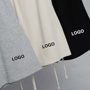 Pantalones Cortos Casuales de Verano para Hombre al por Mayor, 100% Algodón, Color Negro Oscuro, Logotipo Personalizado, Cintura Elástica Tejida, Largo hasta la Rodilla, Sólidos - Product Image 3