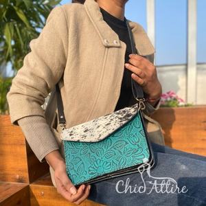 Nouvel arrivage de sacs à bandoulière en cuir de fourrure à imprimé floral en relief de style occidental sacs à bandoulière en cuir gaufré turquoise pour femmes - Product Image 1