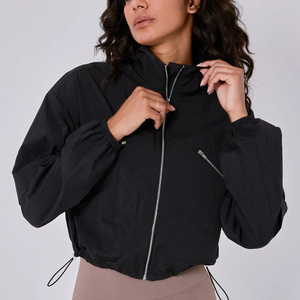 Veste coupe-vent légère de qualité supérieure avec logo personnalisé, col montant zippé, ourlet ajustable pour femmes - Product Image 2