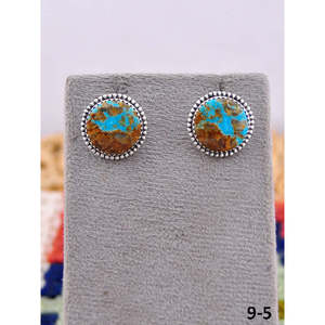 Artisanat du Sud-Ouest # 8 Boucles d'oreilles clous en turquoise et argent sterling, serties avec technologie d'incrustation en clos, à tige - Product Image 1
