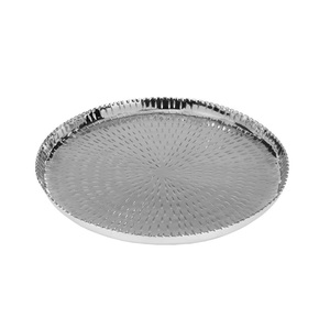 Bandeja de servicio martillada brillante de acero inoxidable de diseño minimalista, bandeja de servicio decorativa para comedor con asas - Product Image 5