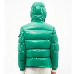 Chaquetas de Invierno Personalizadas al por Mayor para Hombre, Chaquetas de Invierno Cálidas de Primera Calidad para Exteriores, Estilo Urbano, con Capucha de Piel - Product Image 5