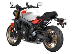 Motocicleta Retro Naked Z_900RS_s 2026 de Alta Demanda, 948cc, Refrigeración Líquida, 4 Cilindros en Línea, DOHC, 220 km/h, Lista para Entrega - Product Image 2