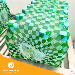 Película de Embalaje Retráctil de PE para Sistemas de Embalaje Automáticos y Semiautomáticos Disponible en Rollo Simple o Plegado al Centro - Product Image 4