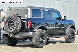 ฟอร์ด บรอนโก ไวลด์แทรค ปี 2024 รถเอสยูวี 4 ประตู ขับเคลื่อน 4 ล้อ เครื่องยนต์เทอร์โบ เบาะหนังสีเข้ม กล้องมองหลัง หลังคาซันรูฟแบบพาโนรามา - Product Image 4