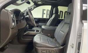 Pneus 2021 GMC Sierra 1500 Denali avec conduite à gauche en cuir R17 d'occasion - Product Image 3