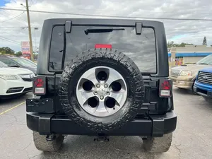 Jeep Wrangler Unlimited Sahara 2016 Usado en Perfecto Estado - Product Image 3