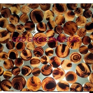 กระดุมเปลือกหอยควายธรรมชาติแบบกลมก้านสีเปล่าตกแต่งโลโก้เสื้อผ้า - Product Image 3