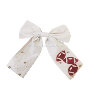 ผู้หญิงกิ๊บติดผมลูกปัดที่กําหนดเองวันเกมชื่อทีมผม Bows อุปกรณ์เสริมผมทําด้วยมือที่หรูหราเมล็ดจระเข้จระเข้ Bows - Product Image 6