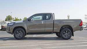 Nuevo/USADO TOYOTA HILUX SC 2023 BLANCO 2.5L con Cámara Trasera 360, Capacidad de Carga 31-40T, Emisión Diésel/GAS, Automático - Product Image 2