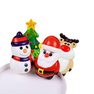 Mignon Père Noël Peluche Dessin Animé Forme Petite Lente Rising PU Mousse Squeeze <span class=keywords><strong>Balle</strong></span> <span class=keywords><strong>Anti</strong></span>-<span class=keywords><strong>Stress</strong></span> pour Noël - Product Image 3