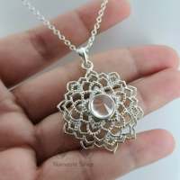Kalung Statement Rantai Figaro Bohemian Perak Sterling 925 Buatan Tangan Bunga Chakra Mahkota Kristal Alami Unisex Spiritual