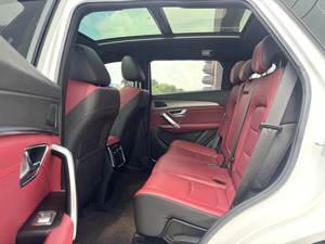 รถยนต์มือสอง Jetour Traveler CDM Hybrid 5 ที่นั่ง 129 กม. SUV ขายดี รถมือสองพร้อมขาย - Product Image 6