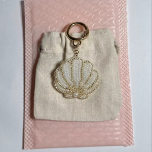 Charme de bus de New York en broderie perlée faite à la main tendance, mignon, élégant, luxueux, dernier cri, magnifique, accessoire de mode personnalisé - Product Image 1