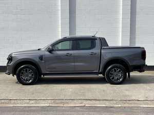 Ford Ranger 2.0 207 BHP d'occasion, berline automatique, intérieur cuir, conduite à gauche/droite (RHD/LHD) - Product Image 5