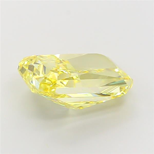 Diamante Cultivado en Laboratorio, Corte Radiante, Color Amarillo Intenso, Certificado IGI, Producción Ética, para Marcas de Joyería de Lujo Sostenible - Product Image 3