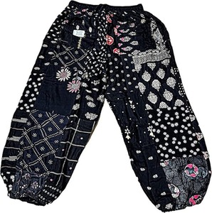 Vente en gros de pantalons harem patchwork toutes saisons avec taille élastique vêtements de festival d'été pour femmes et hommes avec poches - Product Image 1