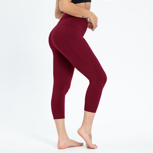 Wholesale <b>Women's</b> 3/4 Length Solid Wine Red <b>Capris</b> High Waist Quick Dry Workout <b>Pants</b> with Custom Logo <b>for</b> Gym Use - Product Image 5